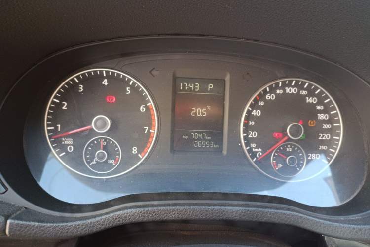 Used Volkswagen Passat 2011 1.8 TSI DSG Prestige Edition Instrument Cluster