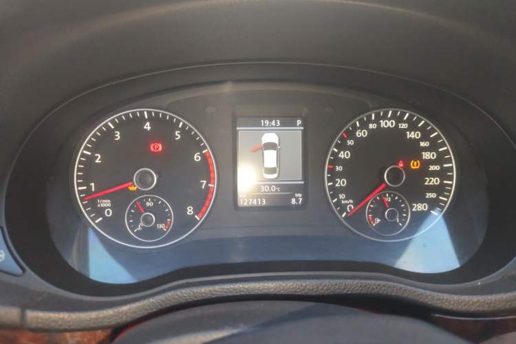 Used Volkswagen Passat 2011 2.0 TSI DSG Premium Edition Instrument Cluster
