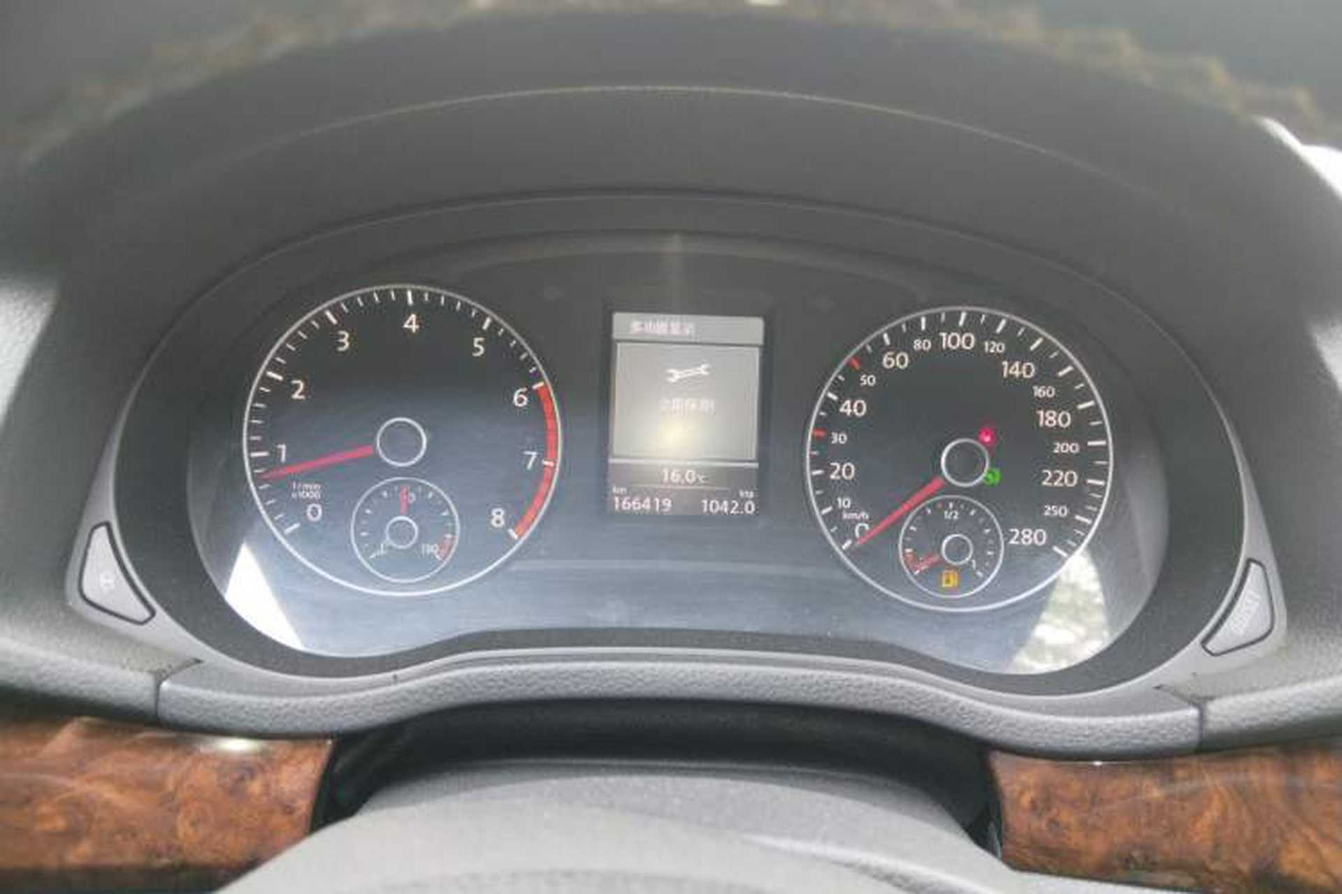 Used Volkswagen Passat 2011 2.0 TSI DSG Premium Edition Instrument Cluster