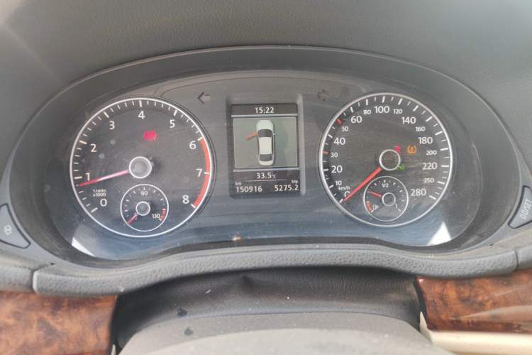 Used Volkswagen Passat 2011 2.0 TSI DSG Premium Edition Instrument Cluster
