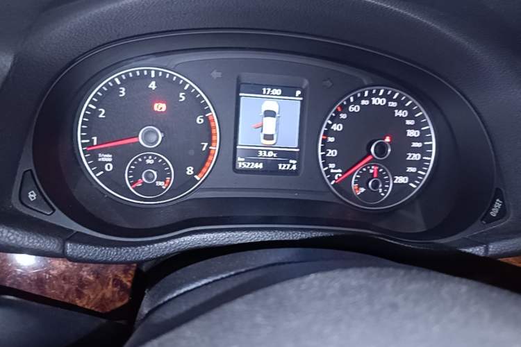 Used Volkswagen Passat 2011 2.0 TSI DSG Premium Edition Instrument Cluster