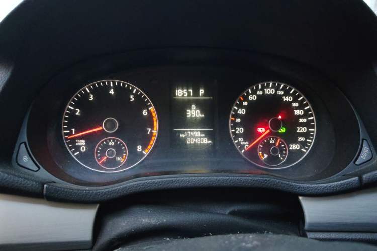 Used Volkswagen Passat 2011 1.8 TSI DSG Prestige Edition Instrument Cluster