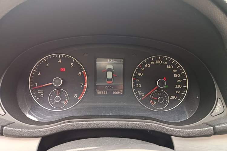 Used Volkswagen Passat 2011 2.0 TSI DSG Ultimate Edition Instrument Cluster