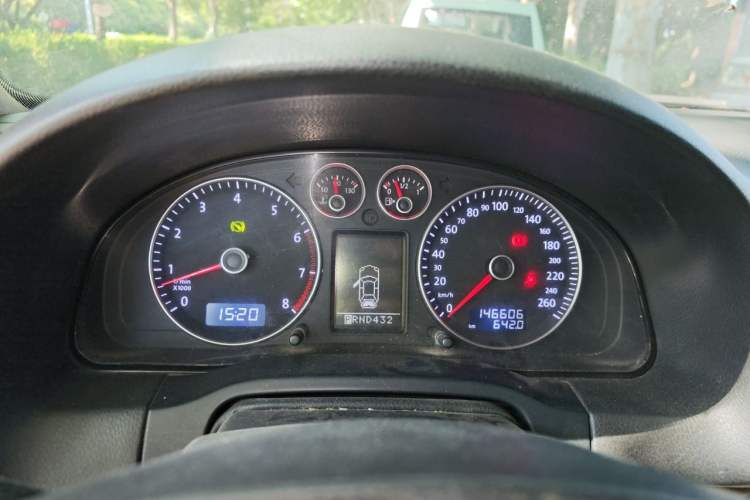 Used Volkswagen Passat 2011 1.8T Automatic Luxury Model Instrument Cluster