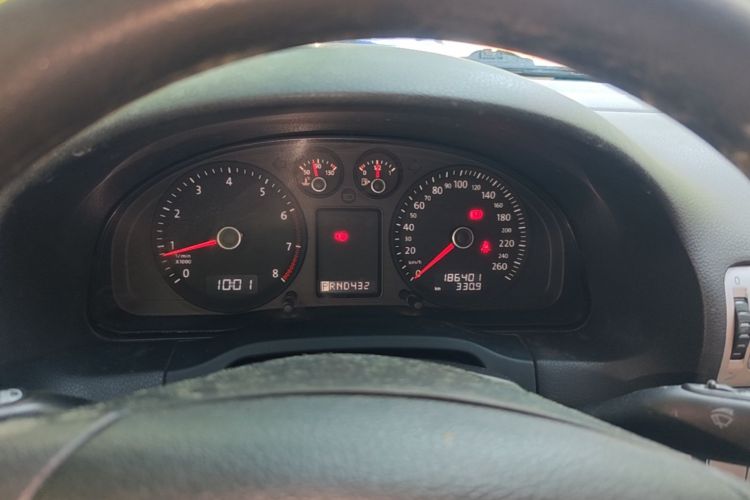 Used Volkswagen Passat 2011 1.8T Automatic Luxury Model Instrument Cluster
