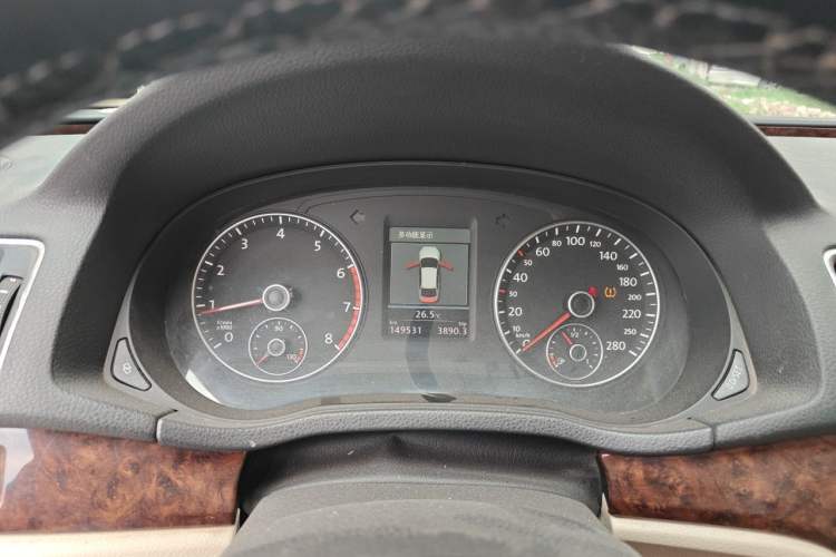 Used Volkswagen Passat 2011 2.0 TSI DSG Premium Edition Instrument Cluster