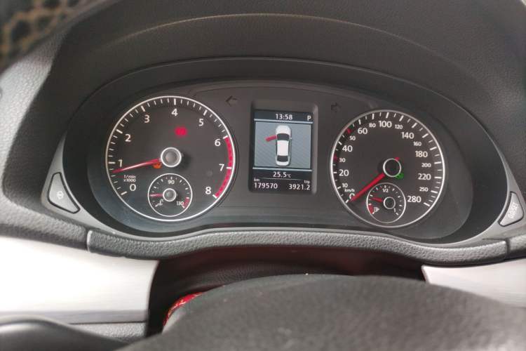 Used Volkswagen Passat 2011 1.8TSI DSG Prestige Edition Instrument Cluster