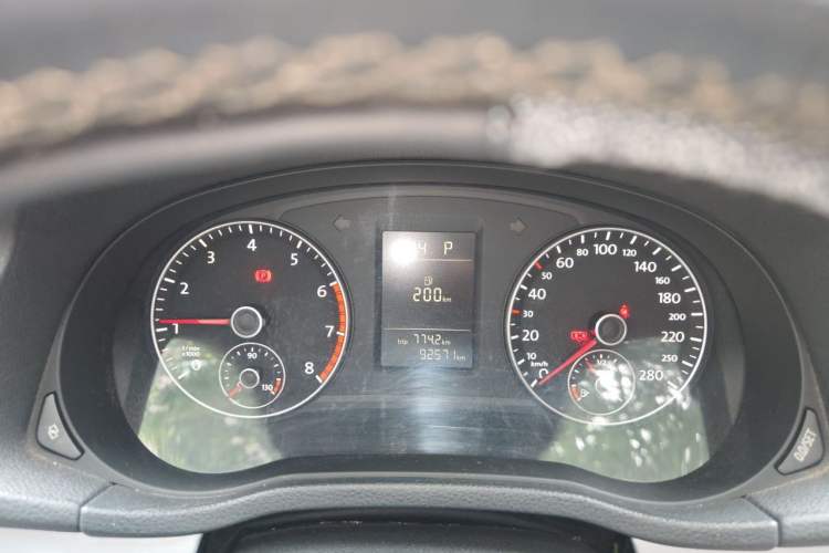 Used Volkswagen Passat 2011 1.8TSI Automatic Prestige Edition Instrument Cluster