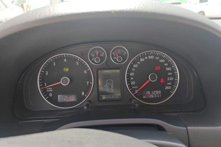 Used Volkswagen Passat 2011 1.8T Automatic Luxury Model Instrument Cluster