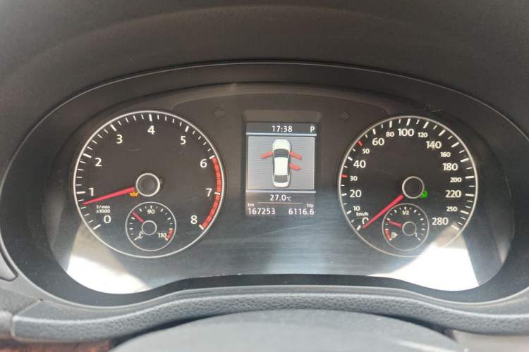 Used Volkswagen Passat 2011 1.8TSI DSG Prestige Edition Instrument Cluster