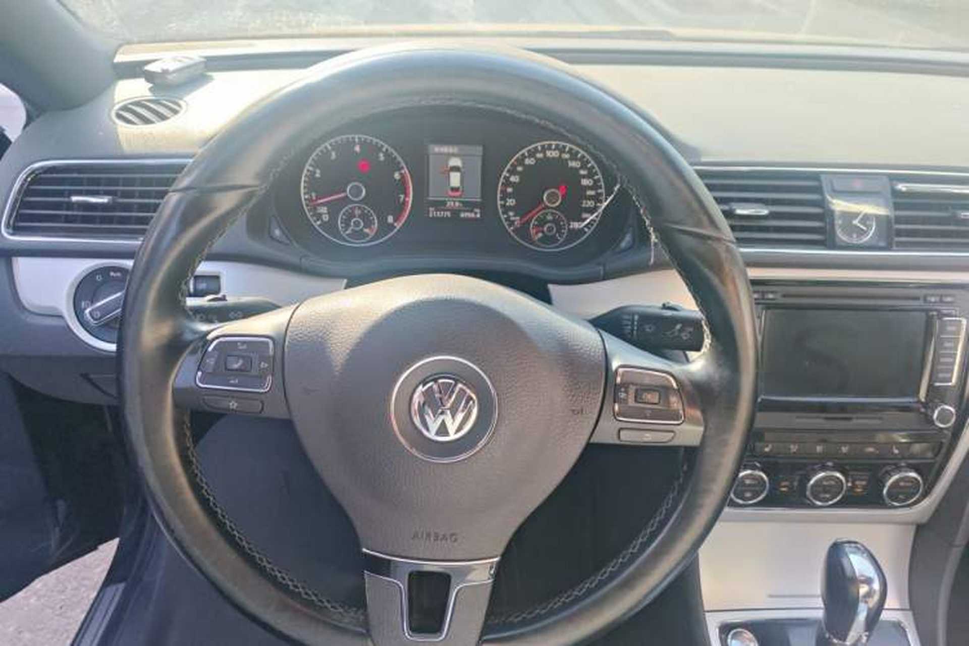 Used Volkswagen Passat 2011 2.0 TSI DSG Ultimate Edition Instrument Cluster