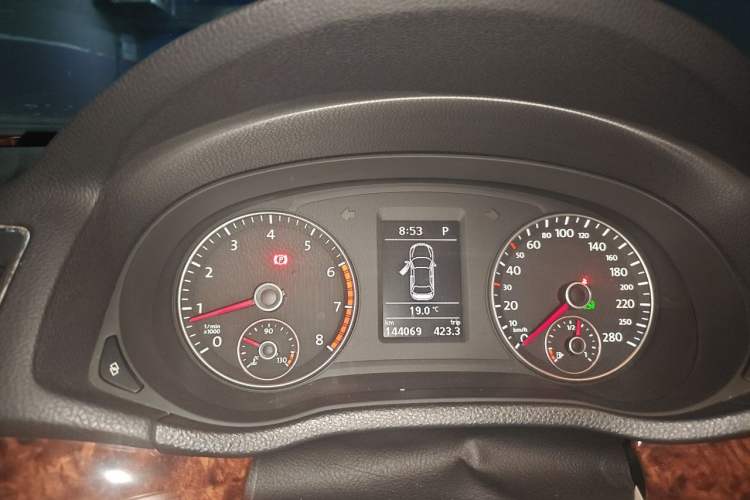 Used Volkswagen Passat 2011 1.8TSI DSG Prestige Edition Instrument Cluster