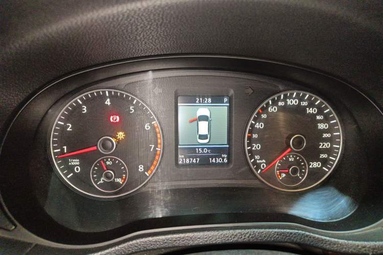 Used Volkswagen Passat 2011 1.8TSI DSG Prestige Edition Instrument Cluster