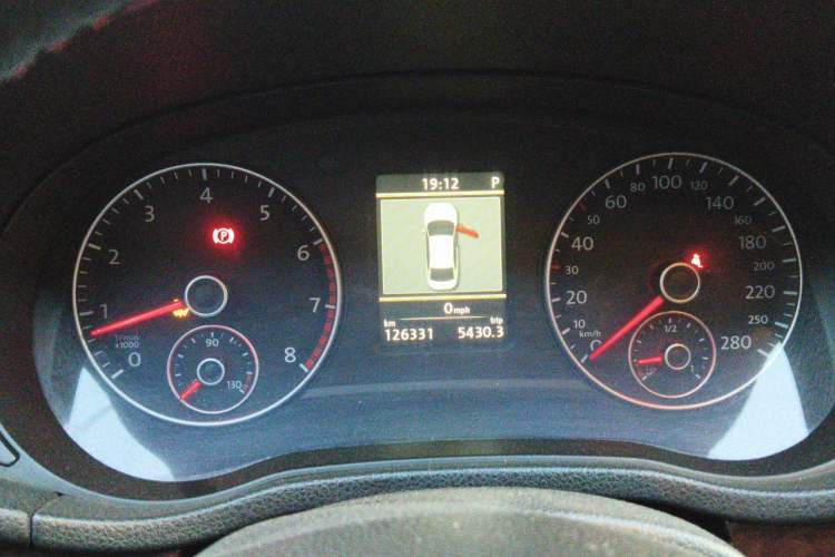 Used Volkswagen Passat 2011 1.8TSI DSG Prestige Edition Instrument Cluster