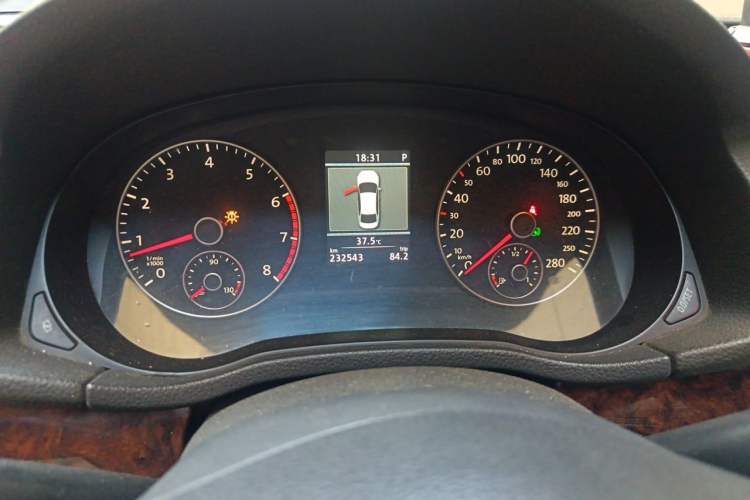 Used Volkswagen Passat 2011 1.8TSI DSG Prestige Edition Instrument Cluster