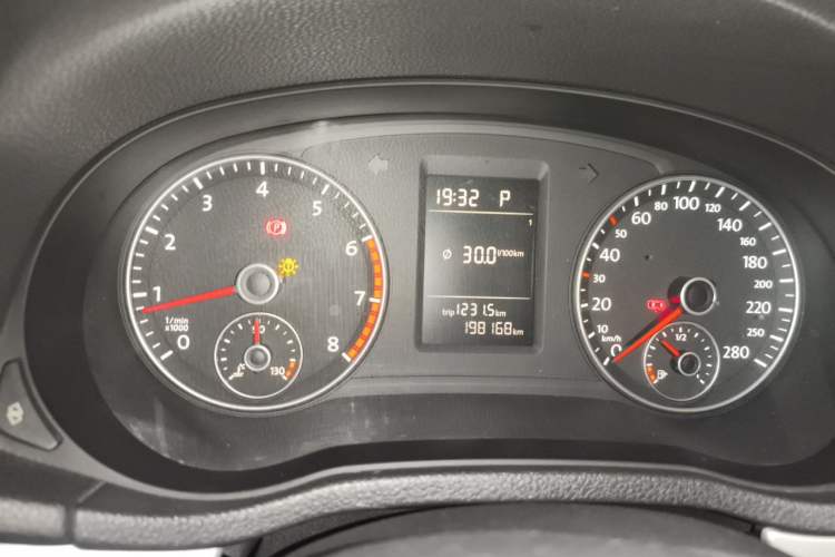 Used Volkswagen Passat 2011 1.8TSI Automatic Prestige Edition Instrument Cluster