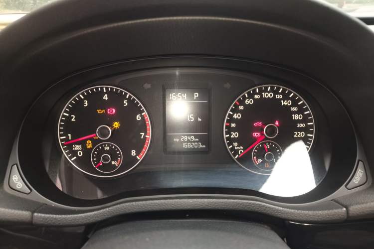 Used Volkswagen Passat 2011 1.8TSI Automatic Prestige Edition Instrument Cluster