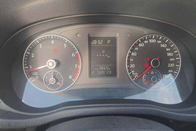 Used Volkswagen Passat 2011 1.8 TSI DSG Prestige Edition Instrument Cluster