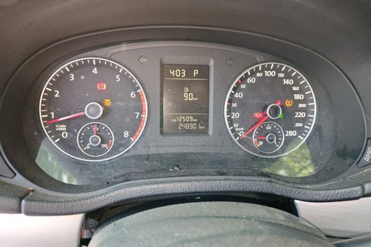 Used Volkswagen Passat 2011 1.8TSI Automatic Prestige Edition Instrument Cluster