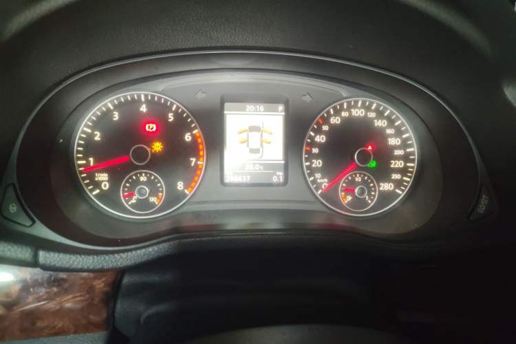 Used Volkswagen Passat 2011 1.8TSI DSG Prestige Edition Instrument Cluster