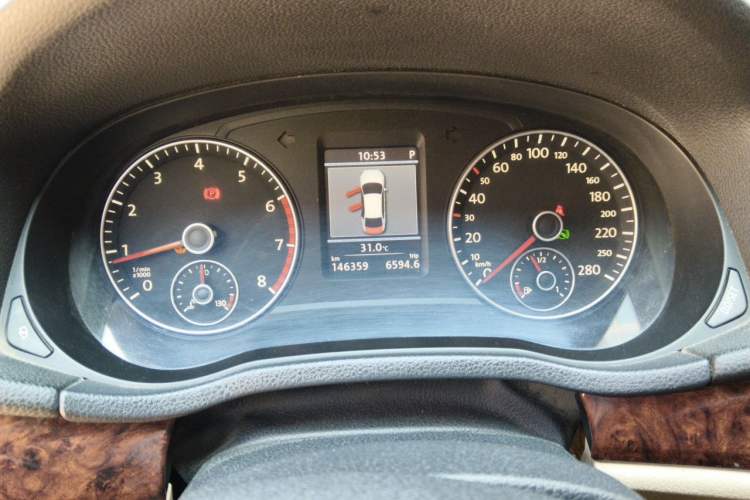 Used Volkswagen Passat 2011 1.8TSI DSG Prestige Edition Instrument Cluster