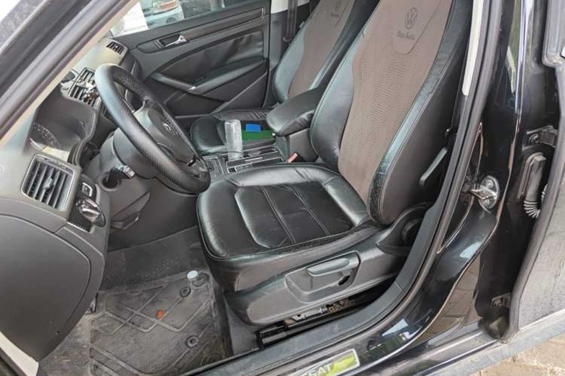 Used Volkswagen Passat 2011 1.8TSI Automatic Prestige Edition Left Front Seat