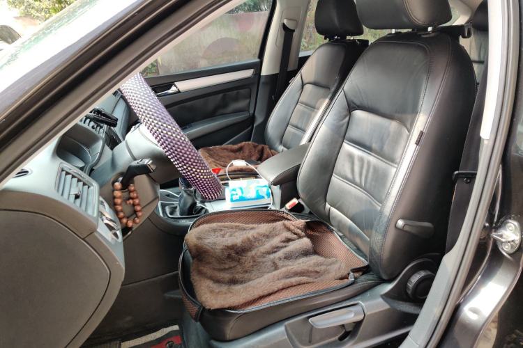 Used Volkswagen Passat 2011 1.4 TSI Manual Luxury Edition Left Front Seat