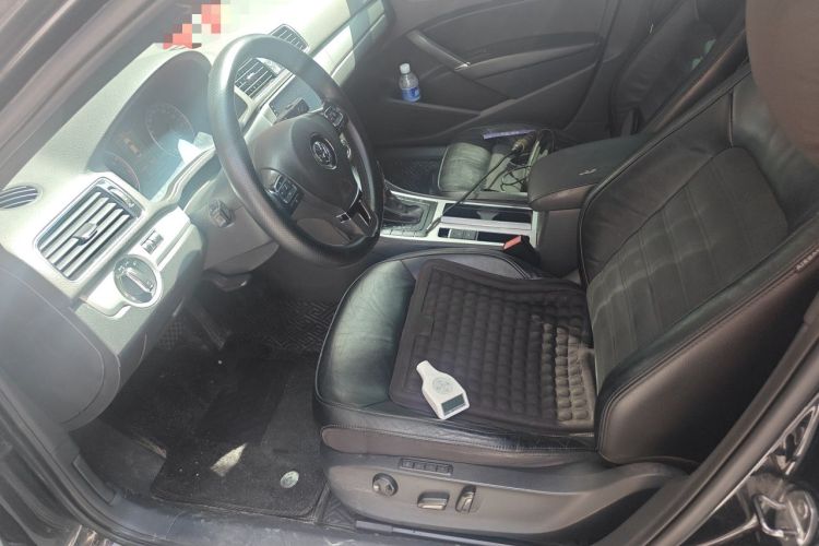 Used Volkswagen Passat 2011 3.0L V6 DSG Flagship Edition Left Front Seat