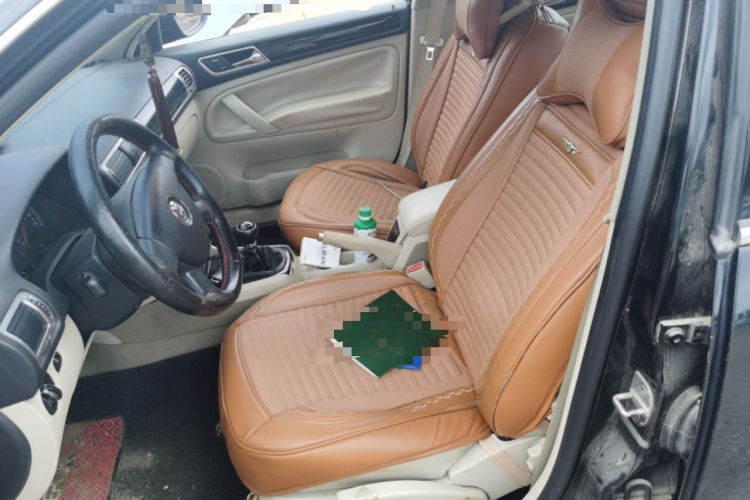 Used Volkswagen Passat 2011 2.0L Manual Luxury Version Left Front Seat
