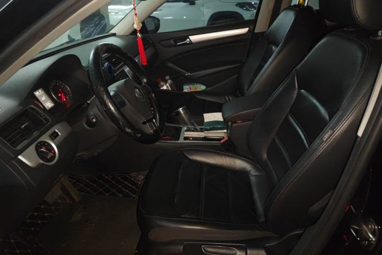 Used Volkswagen Passat 2011 1.8TSI Automatic Prestige Edition Left Front Seat