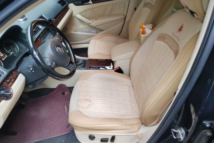Used Volkswagen Passat 2011 1.8 TSI DSG Ultimate Edition Left Front Seat
