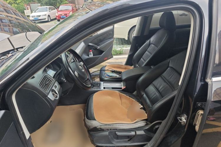 Used Volkswagen Passat 2011 1.8TSI Automatic Prestige Edition Left Front Seat