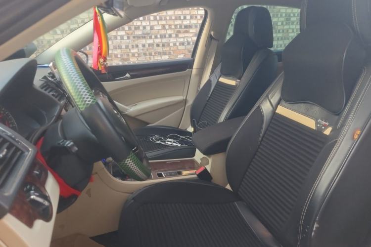 Used Volkswagen Passat 2011 2.0 TSI DSG Premium Edition Left Front Seat