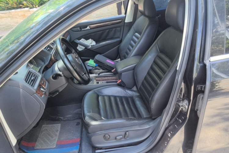 Used Volkswagen Passat 2011 1.8TSI DSG Prestige Edition Left Front Seat