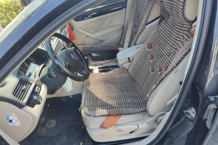 Used Volkswagen Passat 2011 1.4 TSI Manual Luxury Edition Left Front Seat