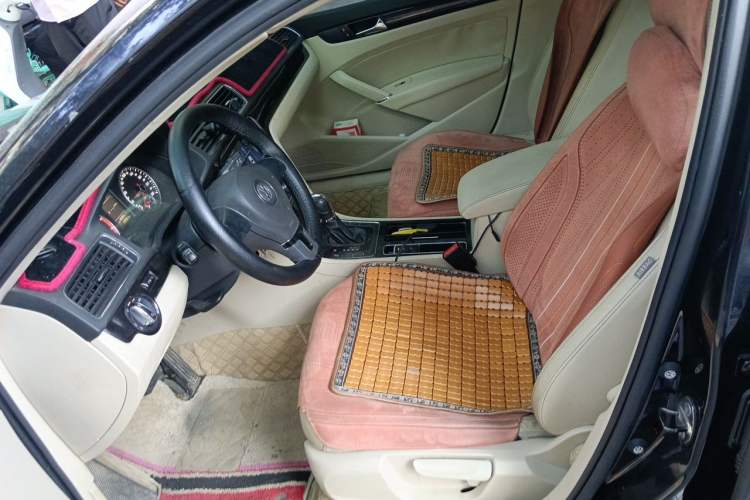 Used Volkswagen Passat 2011 1.8TSI Automatic Prestige Edition Left Front Seat