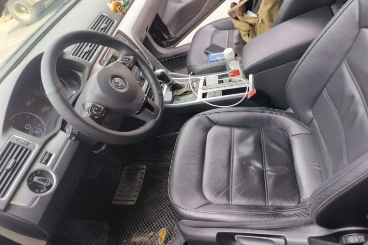 Used Volkswagen Passat 2011 1.8TSI Automatic Prestige Edition Left Front Seat