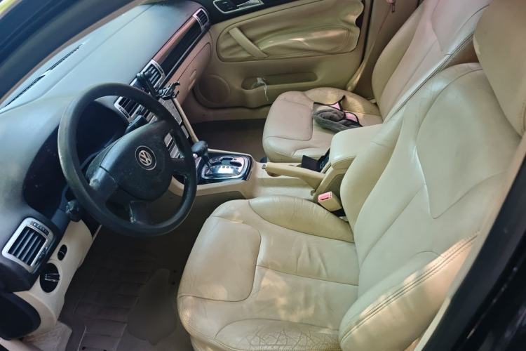 Used Volkswagen Passat 2011 1.8T Automatic Luxury Model Left Front Seat