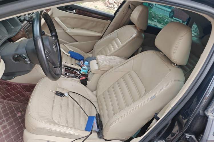 Used Volkswagen Passat 2011 2.0 TSI DSG Premium Edition Left Front Seat