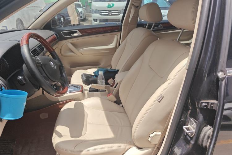 Used Volkswagen Passat 2011 1.8T Automatic Luxury Model Left Front Seat