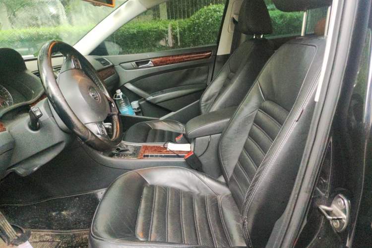 Used Volkswagen Passat 2011 2.0 TSI DSG Premium Edition Left Front Seat