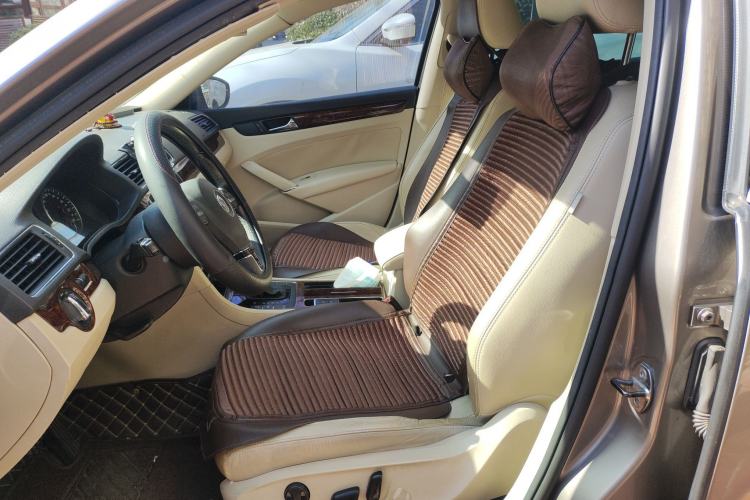 Used Volkswagen Passat 2011 2.0 TSI DSG Premium Edition Left Front Seat