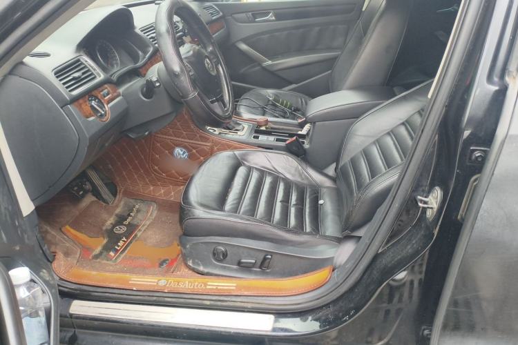 Used Volkswagen Passat 2011 1.8 TSI DSG Prestige Edition Left Front Seat