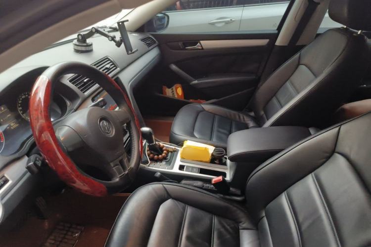 Used Volkswagen Passat 2011 1.8 TSI DSG Prestige Edition Left Front Seat