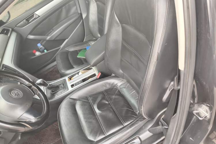 Used Volkswagen Passat 2011 1.8TSI Automatic Prestige Edition Left Front Seat