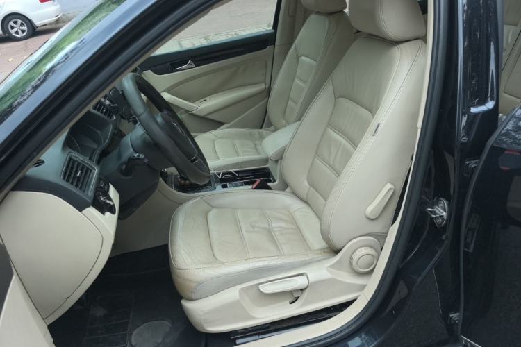 Used Volkswagen Passat 2011 1.8 TSI DSG Prestige Edition Left Front Seat