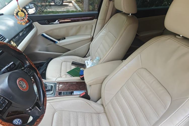 Used Volkswagen Passat 2011 1.8TSI DSG Prestige Edition Left Front Seat