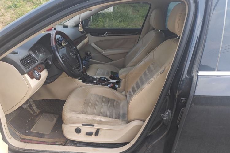 Used Volkswagen Passat 2011 2.0 TSI DSG Ultimate Edition Left Front Seat