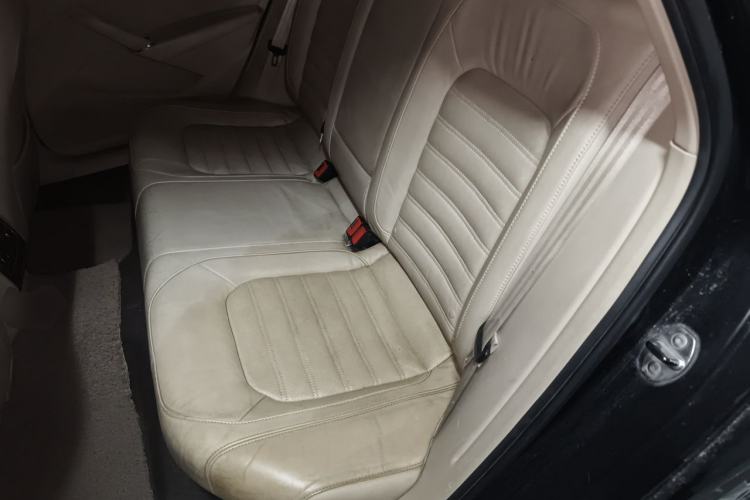 Used Volkswagen Passat 2011 1.8TSI DSG Prestige Edition Left Rear Seat