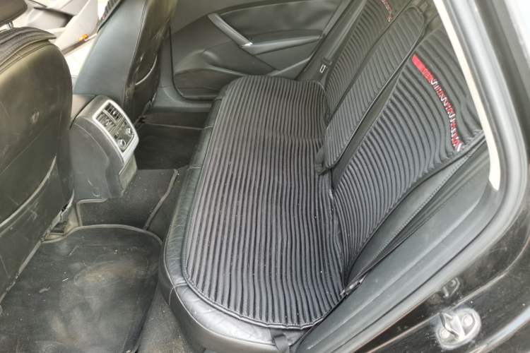 Used Volkswagen Passat 2011 1.8 TSI DSG Prestige Edition Left Rear Seat